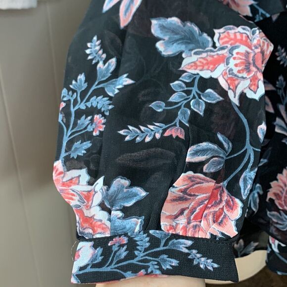 Olivaceous cold shoulder sheer ruffle blouse sz small - Picture 11 of 16